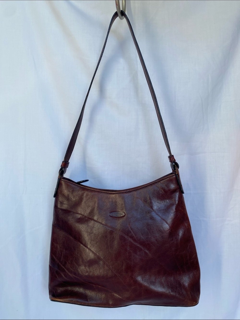 Vintage Oroton Classic Brown Leather Shoulder Bag